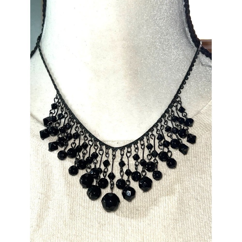 1945 Black Metal Dangle Necklace -- 18"